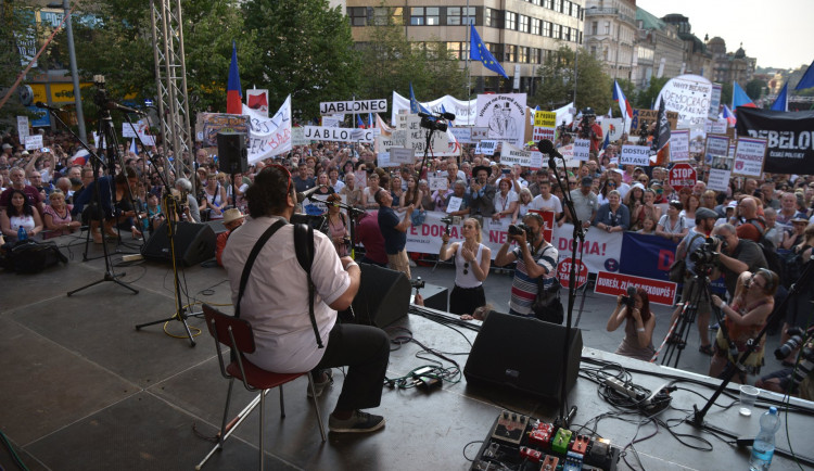 Na Václavském náměstí dnes proběhne demonstrace proti Zemanovi