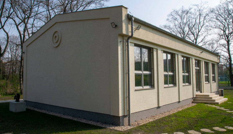 V Praze 10 se otevře nové centrum pro mládež. Provozovat ho bude organizace YMCA