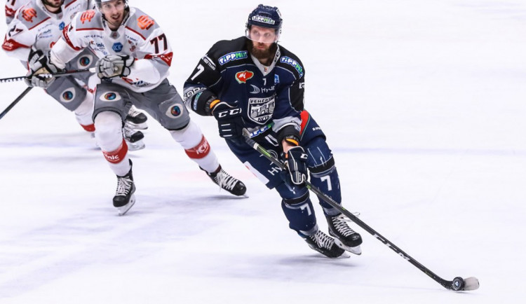 Hradecký hokej má novou posilu. Čtvrtým zámořským hráčem se stává Colton Hargrove z Dallasu