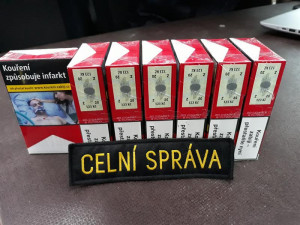 Celníci v regionu provedli kontrolu. Zajistili 16 tisíc cigaret bez povinného kolku