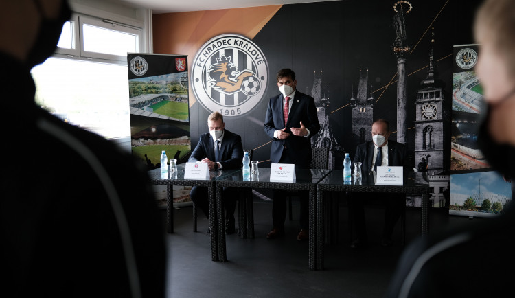 V Hradci Králové vznikne Regionální fotbalová akademie. Fungovat bude od září