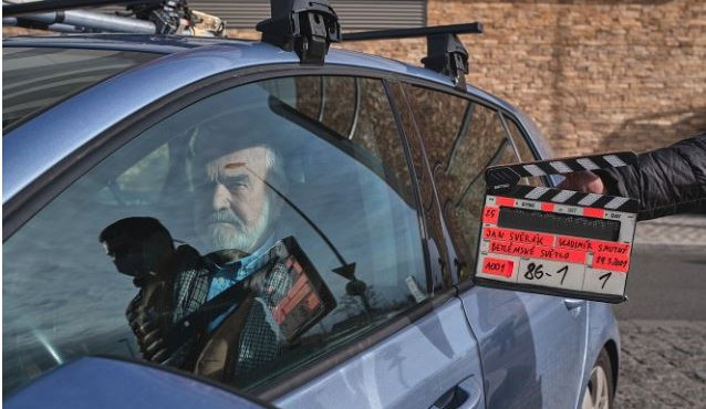 Svěrákovi dotočili film Betlémské světlo, premiéru plánují na duben 2022