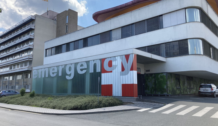 Na dnešek připadá den urgentní medicíny. Hradecké oddělení má čím dál tím víc pacientů