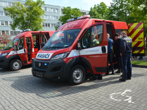 Dobrovolní hasiči v Hradci Králové mají nové vozy. Poslouží k technickým zásahům