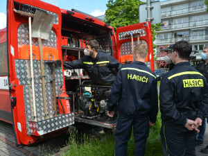 Dobrovolní hasiči v Hradci Králové mají nové vozy. Poslouží k technickým zásahům