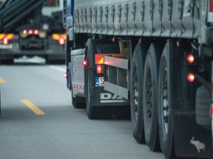 Hradecká radnice začíná pracovat na odklonění nákladních aut z Pouchova. Nutné jsou stavební úpravy