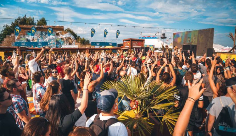 Na hradeckém letišti vznikne multifunkční areál se zábavou po celý rok