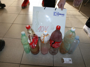 Krajská policie rozbila varnu drog. Dva muži v ní vařili od poloviny roku 2019