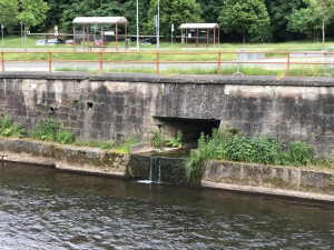 Oprava vyústění potoka v Trutnově způsobí komplikace v dopravě. Hotovo bude do září