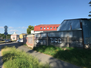 Sprejeři v Hradci Králové řádí čím dál častěji. Značkují si území, i když jim za to hrozí vězení