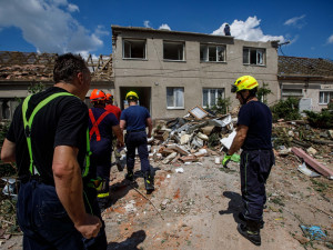 Jak vypadal víkend hradeckých hasičů na jižní Moravě? Dnes se bude rozhodovat o finanční pomoci
