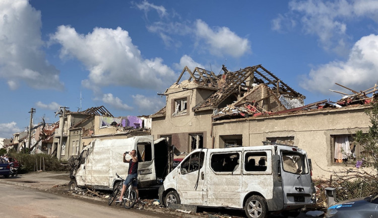 Finanční pomoc na jižní Moravu posílá i Trutnov. Přidává se k Hradci Králové a Náchodu