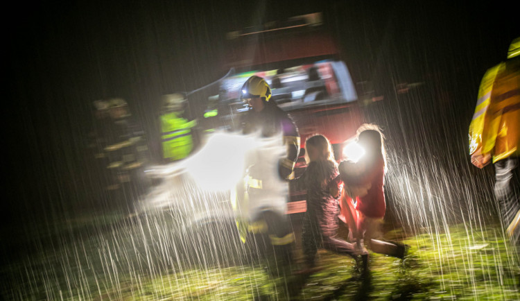 Bouřka udeřila hlavně na Rychnovsku, hasiči evakuovali dětské tábory