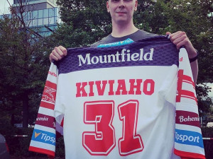 V neděli přistál na letišti v Praze i Henri Kiviaho