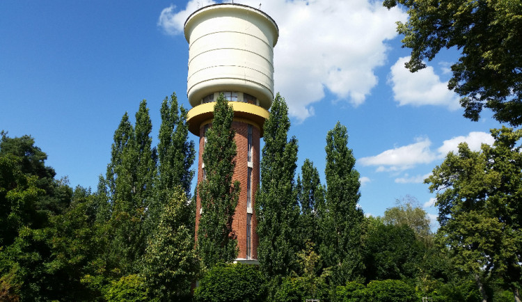 Věžový vodojem na Novém Hradci Králové