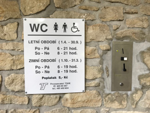 Jiráskovy sady mají nové veřejné WC