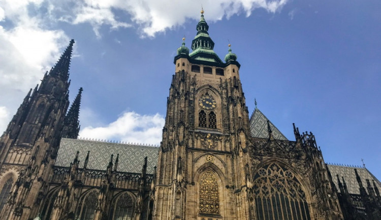 Místo korunovace českých králů i jejich posledního odpočinku. Navštivte spolu s Drbnou katedrálu svatého Víta