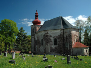 Oprava vzácného kostela Všech svatých v Heřmánkovicích je hotová. Nyní se otevře veřejnosti