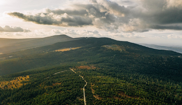 Krkonoše budou monitorovat nové meteostanice. Zaměří se hlavně na hřebeny hor