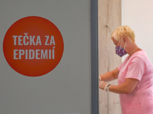 Bez registrace bylo v Hradeckém kraji naočkováno dva tisíce lidí