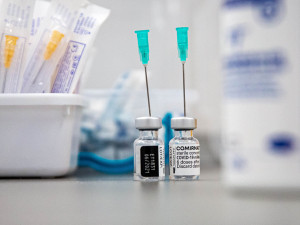 Hradecká nemocnice překonala hranici 150 tisíc podaných dávek vakcíny