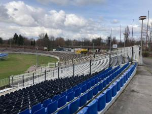 Dodavatel stavby stadionu v Hradci Králové se potýká se zdražením stavebních materiálů