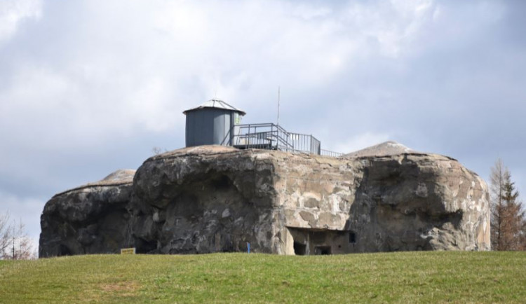 Stavební práce na předválečné pevnosti Dobrošov skončily