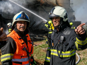 V hradeckých Kulenách hořel statek. Odhadovaná škoda je přes dva miliony korun