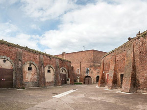 Josefov: věznice národů opředená legendami aneb největší zajímavosti o pevnosti