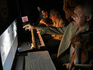 V Labyrintu Divadla Drak se otevře nová interaktivní rodinná výstava Továrna na utopii