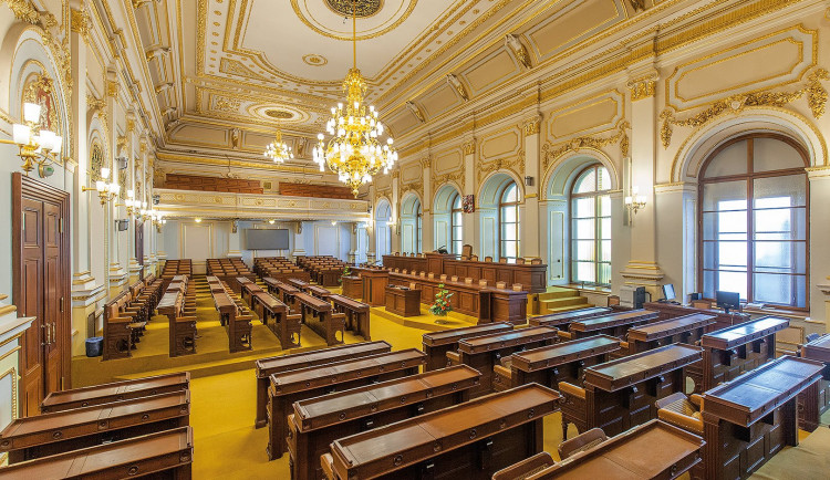 VOLBY 2021: Do Poslanecké sněmovny jde z Královéhradeckého kraje šest nováčků