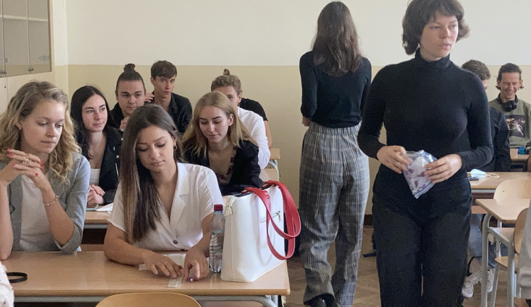 Na jihu Moravy jsou zavřené čtyři školy, v karanténě jsou tisíce dětí