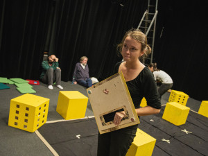 Divadlo Drak představí první premiéru. Inscenace Slož si je dobrodružnou cestou od zvuku k hudbě