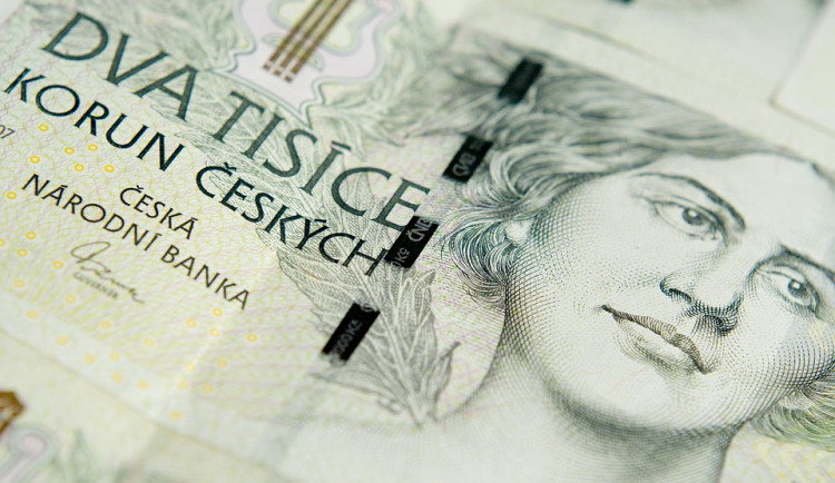 Matka obvinila dceru z krádeže peněz. Nakonec může skončit ve vězení kvůli křivému obvinění