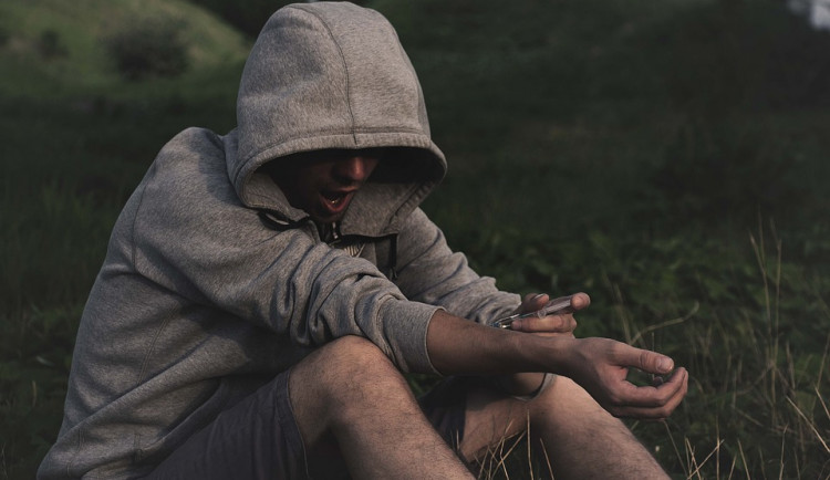 Policie dopadla dealera pervitinu. Za poslední tři roky ho prodal za víc než milion a půl