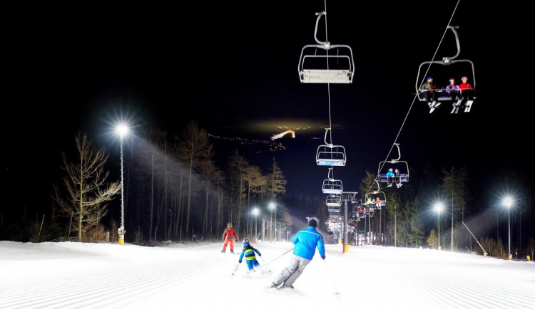 Ve SkiResortu v Krkonoších by se mohlo začít lyžovat už tento týden. Poslední slovo bude mít počasí