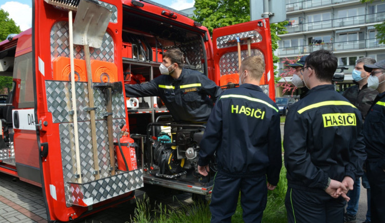 S pandemií v hradeckém kraji mohou pomoct dobrovolní hasiči. O jejich nasazení rozhodne hejtman