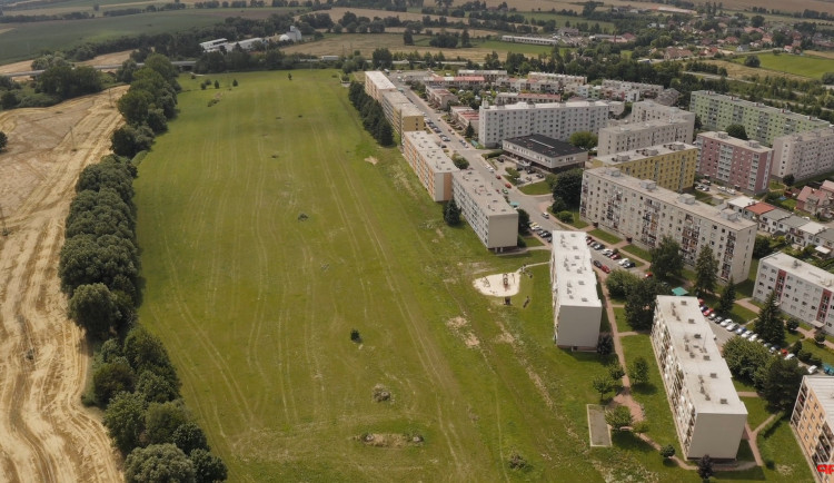 Jičín připravuje svůj největší odpočinkový park. Nabídne rozhlednu, cyklostezku i místa pro relaxaci