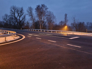 Kolem Třebechovic pod Orebem bez zdržení. ŘSD dokončilo novou křižovatku