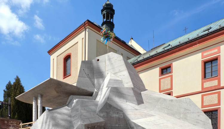 Stavební část projektu návštěvnického centra KRNAP končí. Začne se budovat