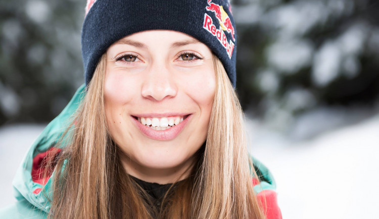 Rodačka z Vrchlabí Samková bude kotníky léčit týdny. Osud olympijské sezony je nejistý