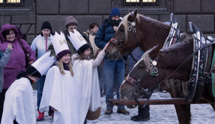 Tříkrálová sbírka by letos mohla proběhnout v klasickém režimu. Počítá se ale i s online variantou
