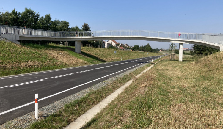 Stavba 1,5 kilometru dlouhého obchvatu Opočna bude trvat tři roky. Hejtmanství vybralo firmu