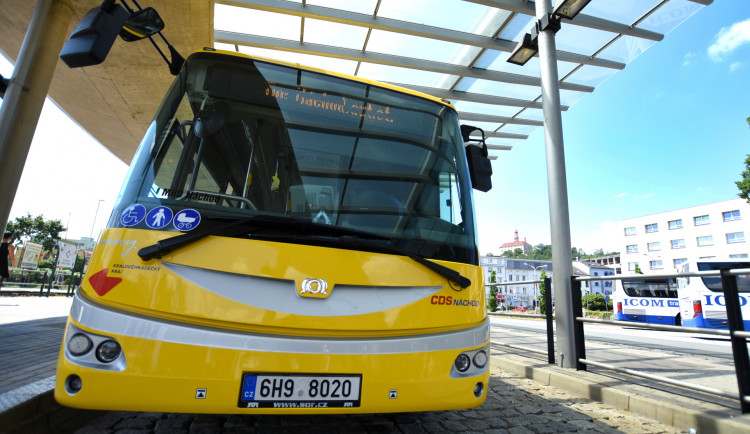 Mění se jízdní řády. Kraj tím reaguje na požadavky cestujících