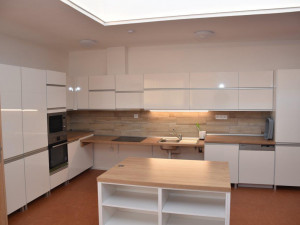 Náchod má nové chráněné bydlení. Zázemí v něm najde šest klientů