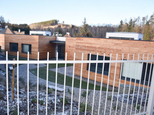 Náchod má nové chráněné bydlení. Zázemí v něm najde šest klientů