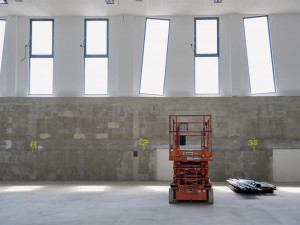 Z dřevěné sokolovny moderní hala. Na Pouchově v Hradci se už brzy otevře nové sportoviště