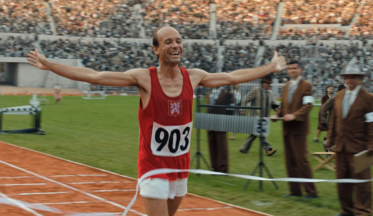 Nejvíce nominací na Českého lva získaly shodně filmy Okupace a Zátopek
