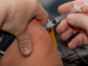V Dobrušce bude očkovat mobilní tým. Zájemci dostanou vakcínu proti covidu-19 bez předchozí registrace