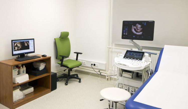 Hradecká nemocnice otevřela unikátní ultrazvukové pracoviště. Je první svého druhu v republice